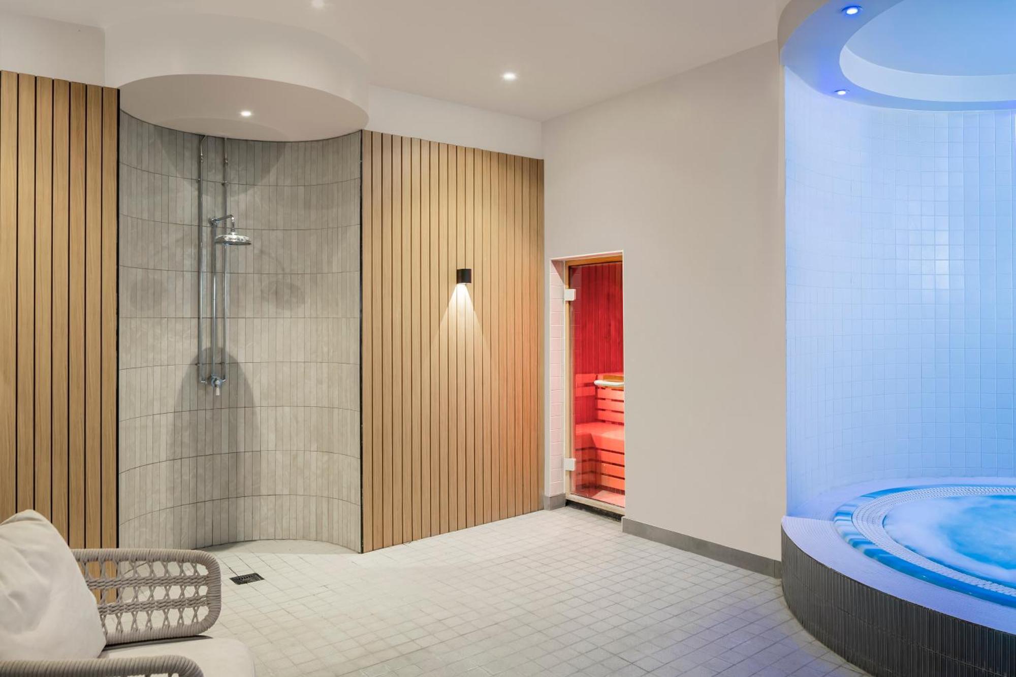 Voco Fareham - Solent By Ihg Exterior foto