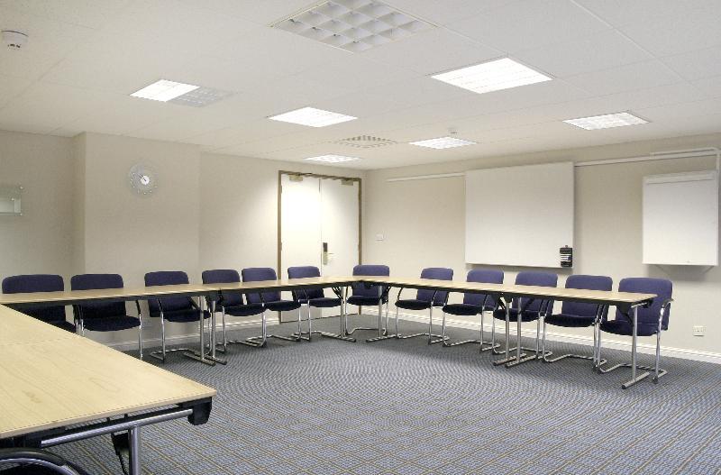 Voco Fareham - Solent By Ihg Exterior foto